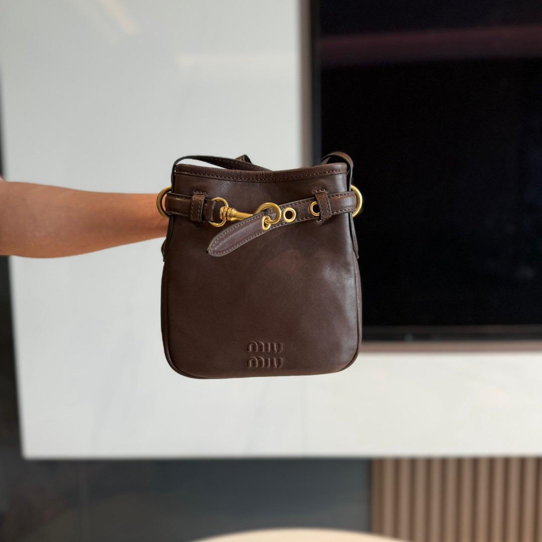 MiuMIu new sheepskin small bucket bag