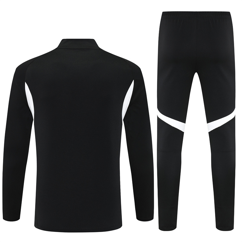 2025/2026 Liverpool Black Adult Half Zip Training Suit (Adult Kit)