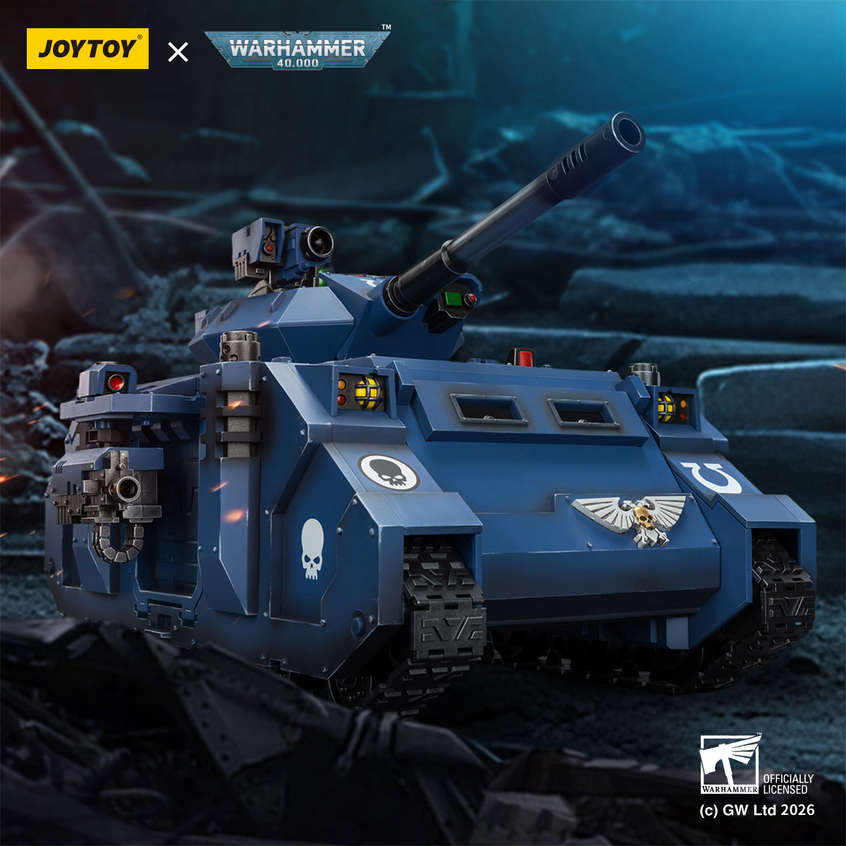 JOYTOY JT04278 Ultramarines Predator Destructor with turret-mounted autocannon and sponson-mounted heavy bolters - JOYTOY WORLD