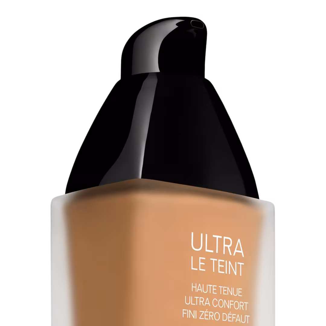 CHANEL  ULTRA LE TEINT Ultrawear All-Day Comfort Flawless Finish Foundation