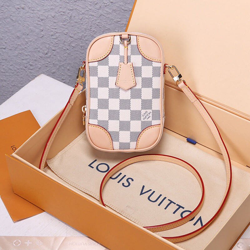 Louis Vuitton Neokapi Pouch
