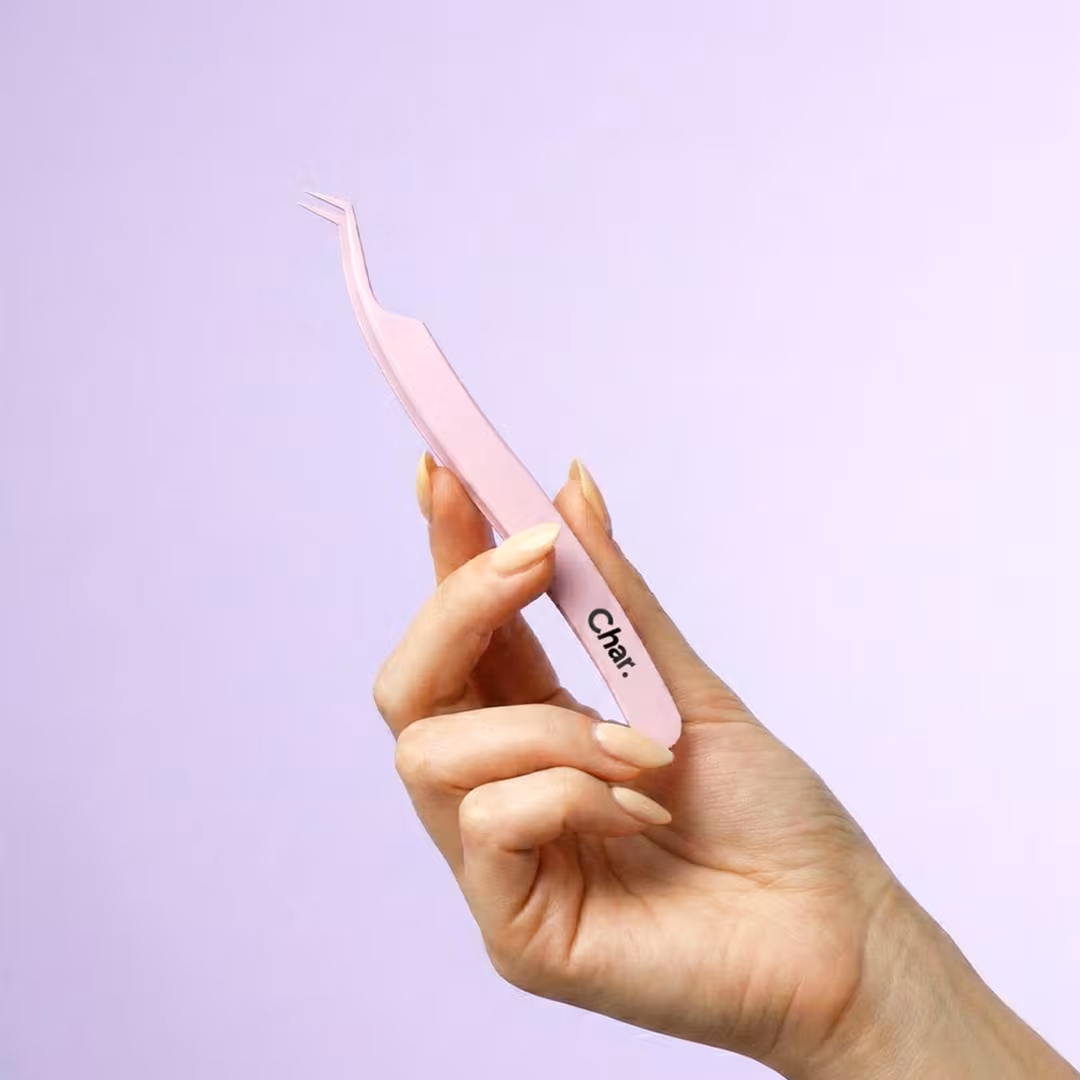 Char Cosmetics  Non-stick Grip Pro Lash Tweezer