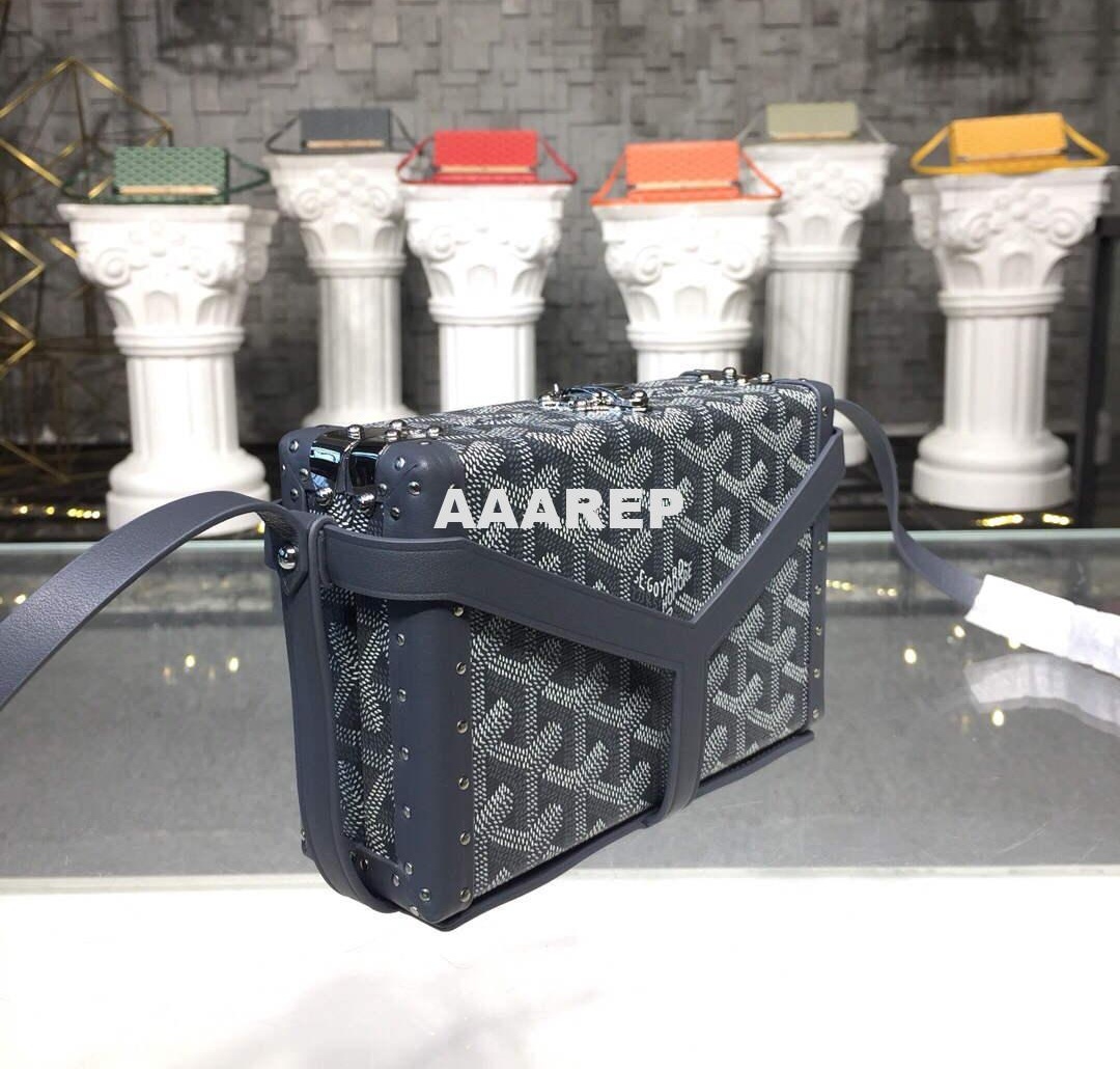Replica Goyard MINA08PMLTY01CL01P Minaudière Trunk Bag Gray
