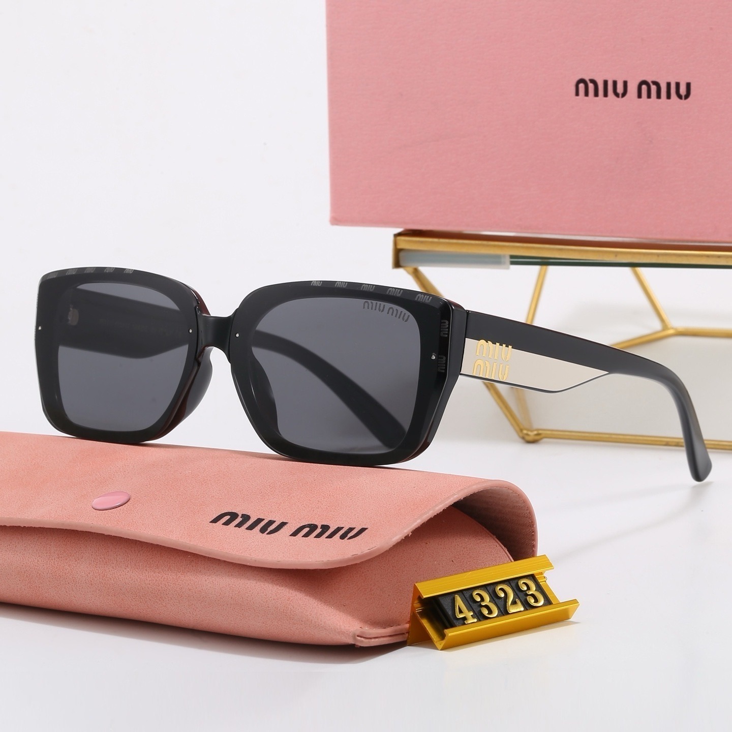 Miu Miu Fashionable Sunglasses