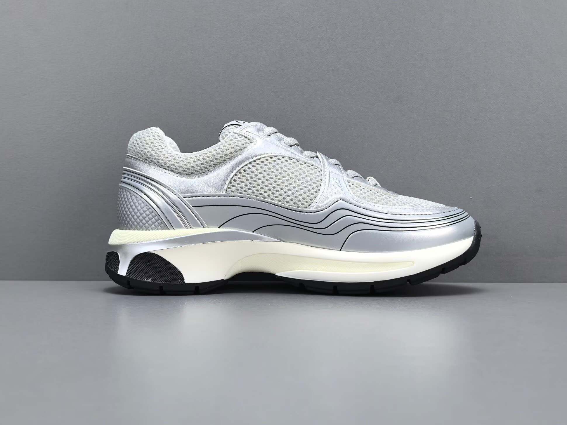 CHNE1 Leather Low Top Sneakers - CCSHOES