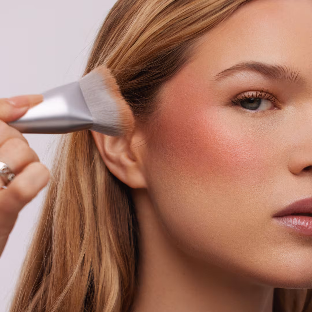 r.e.m. beauty  B2 Bronzer Brush