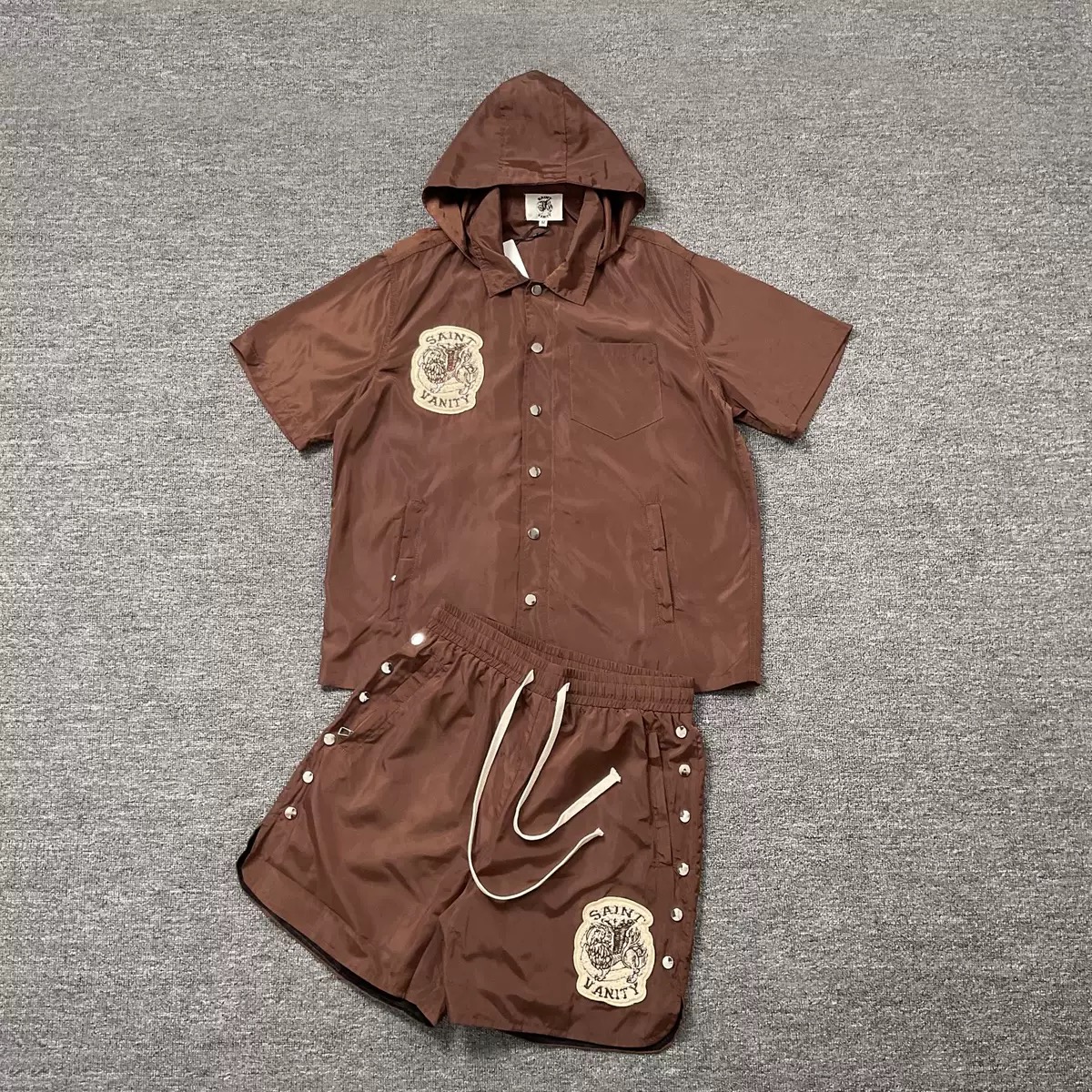 Letter shaped towel embroidered hooded short-sleeved short-pants set