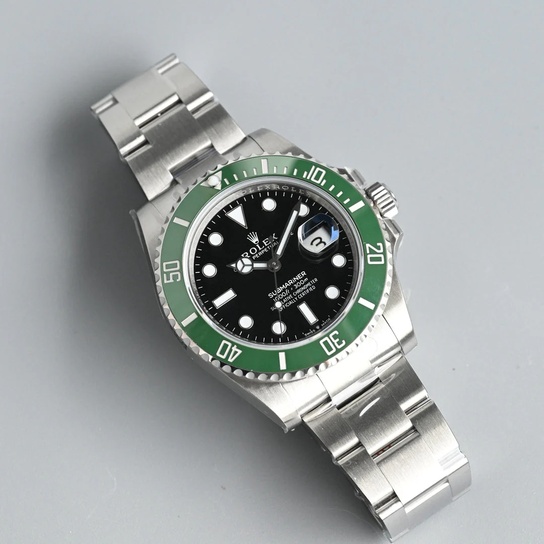 Rolex Watch Submariner 41mm Silver Green Black Dial