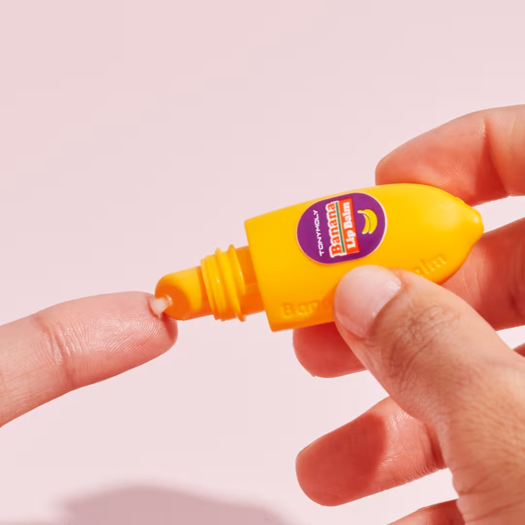 TONYMOLY  Magic Food Dalcom Banana Lip Balm Keychain