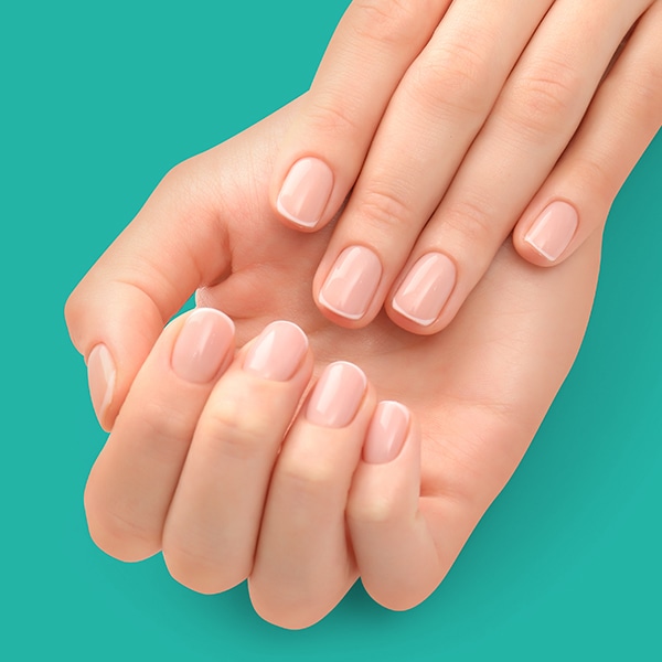 Nagelhautentferner mit Pfefferminzöl