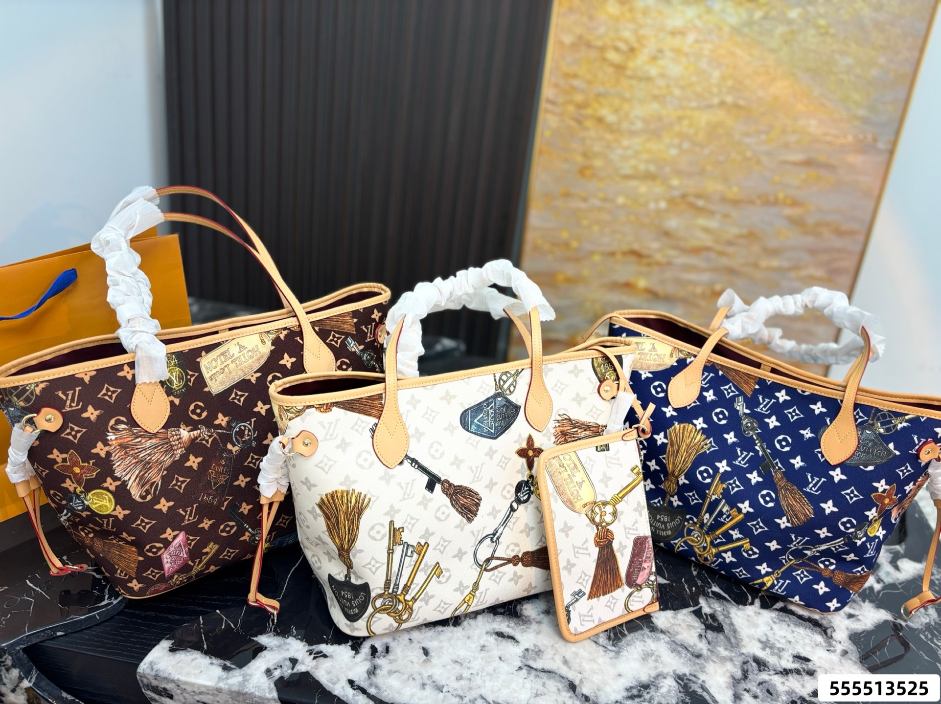 LV Neverfull Medium Tote Bag
