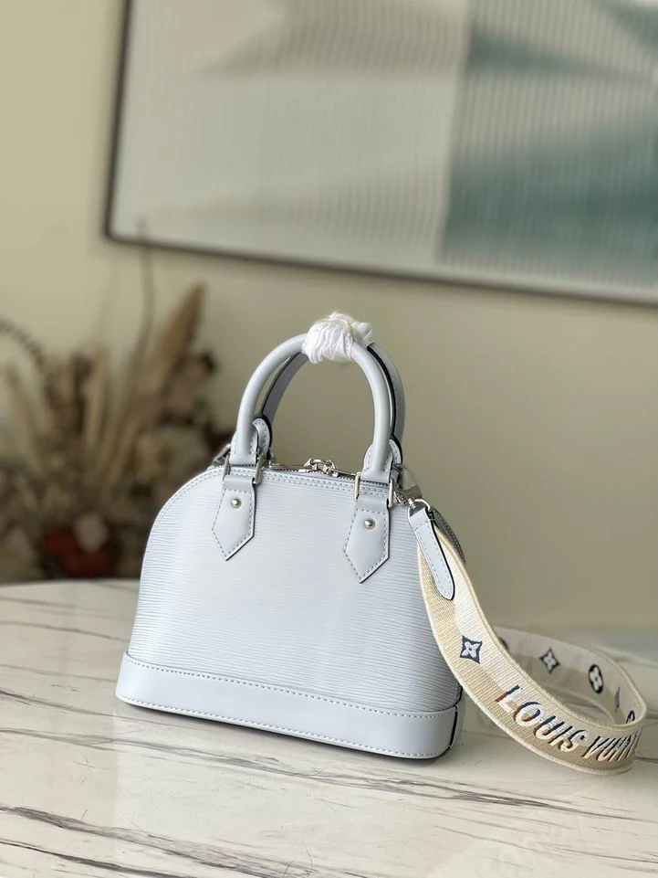 LV Alma BB M59345 23.5x17.5x11.5cm gf