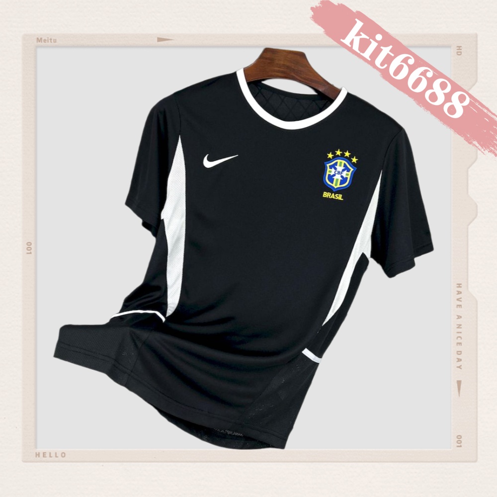 2002 Brazil Goalkeeper Retro Football Shirt
