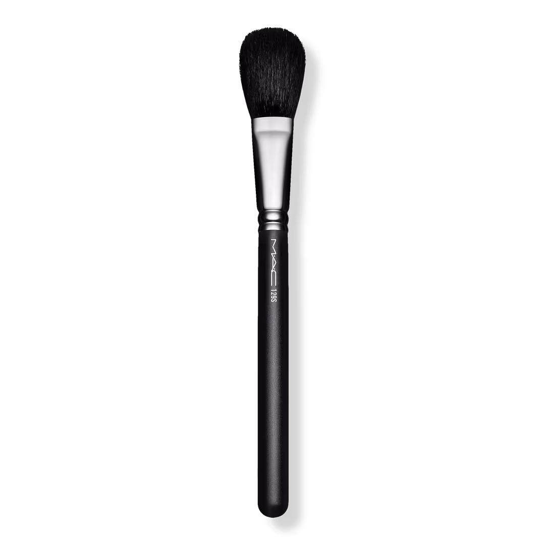 MAC  129 Synthetic Powder + Blush Makeup Brush