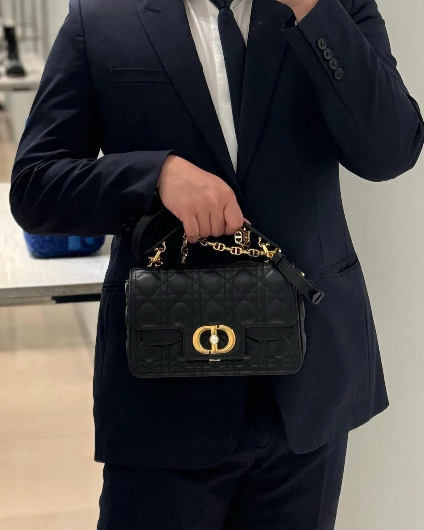 D Jolie Pearl Bracelet Bag NM240902