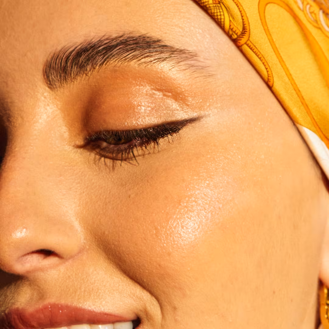 Live Tinted  Hueliner Longwearing Kajal Pencil Liner