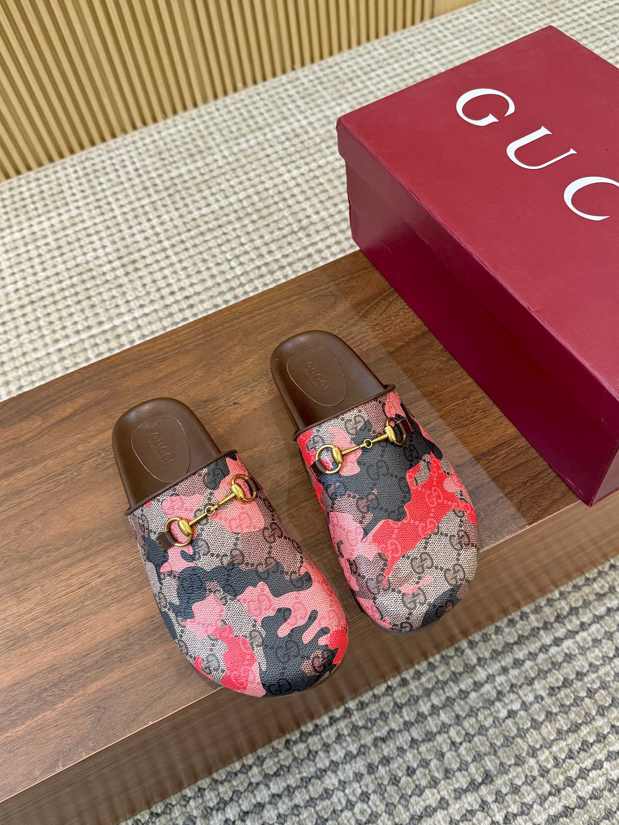 Gucci Printed Mules
