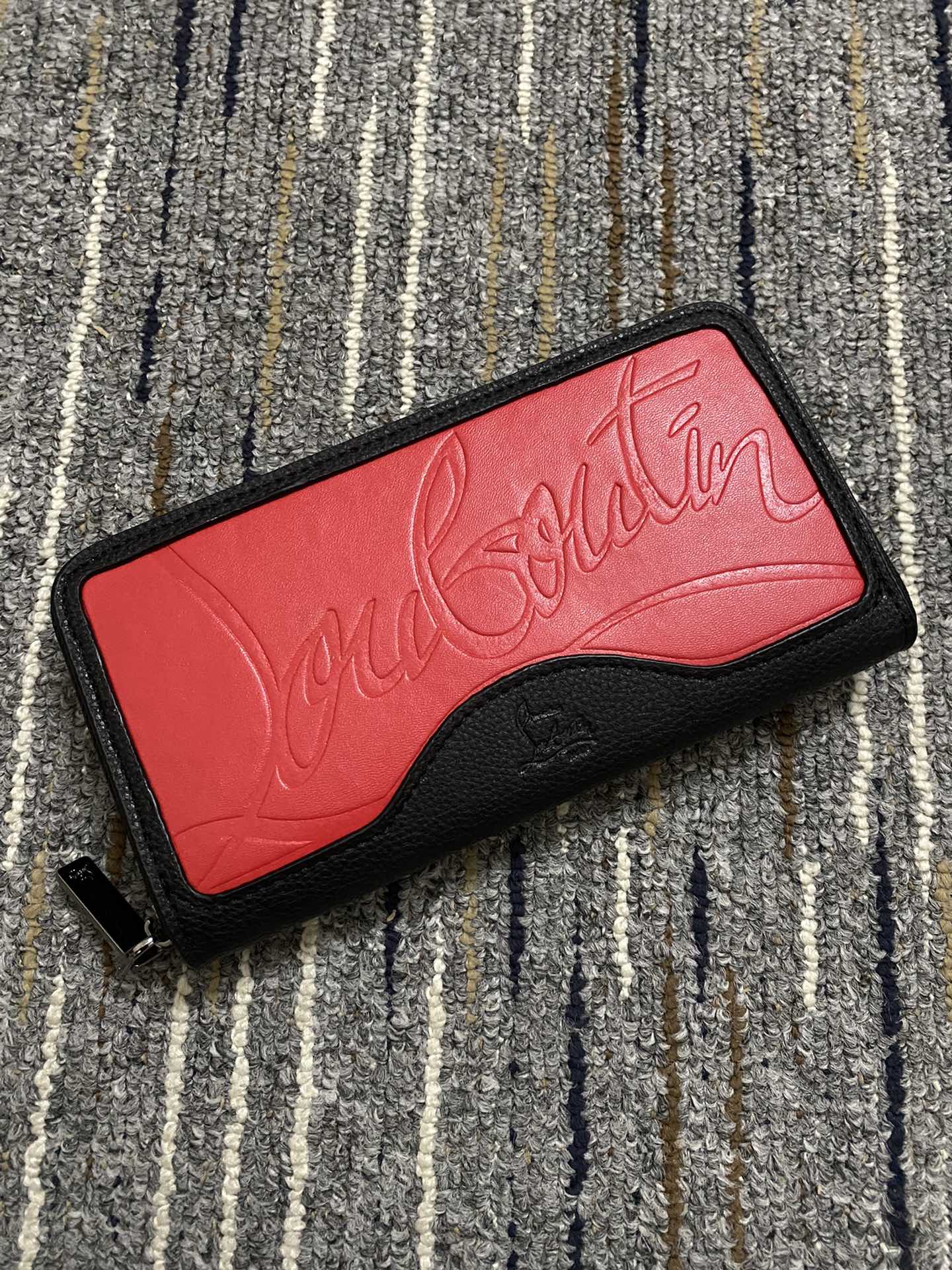 [10A] Christian Louboutin Panettone Wallet