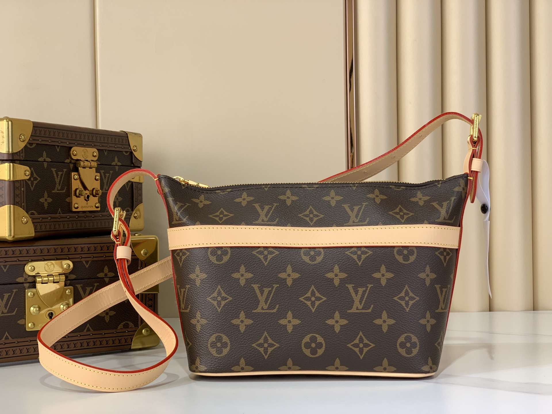 LVCruiser 45 Toilet Bag