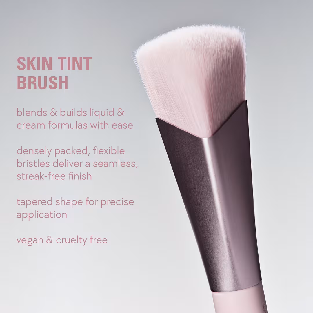 Kylie Cosmetics  Skin Tint Brush
