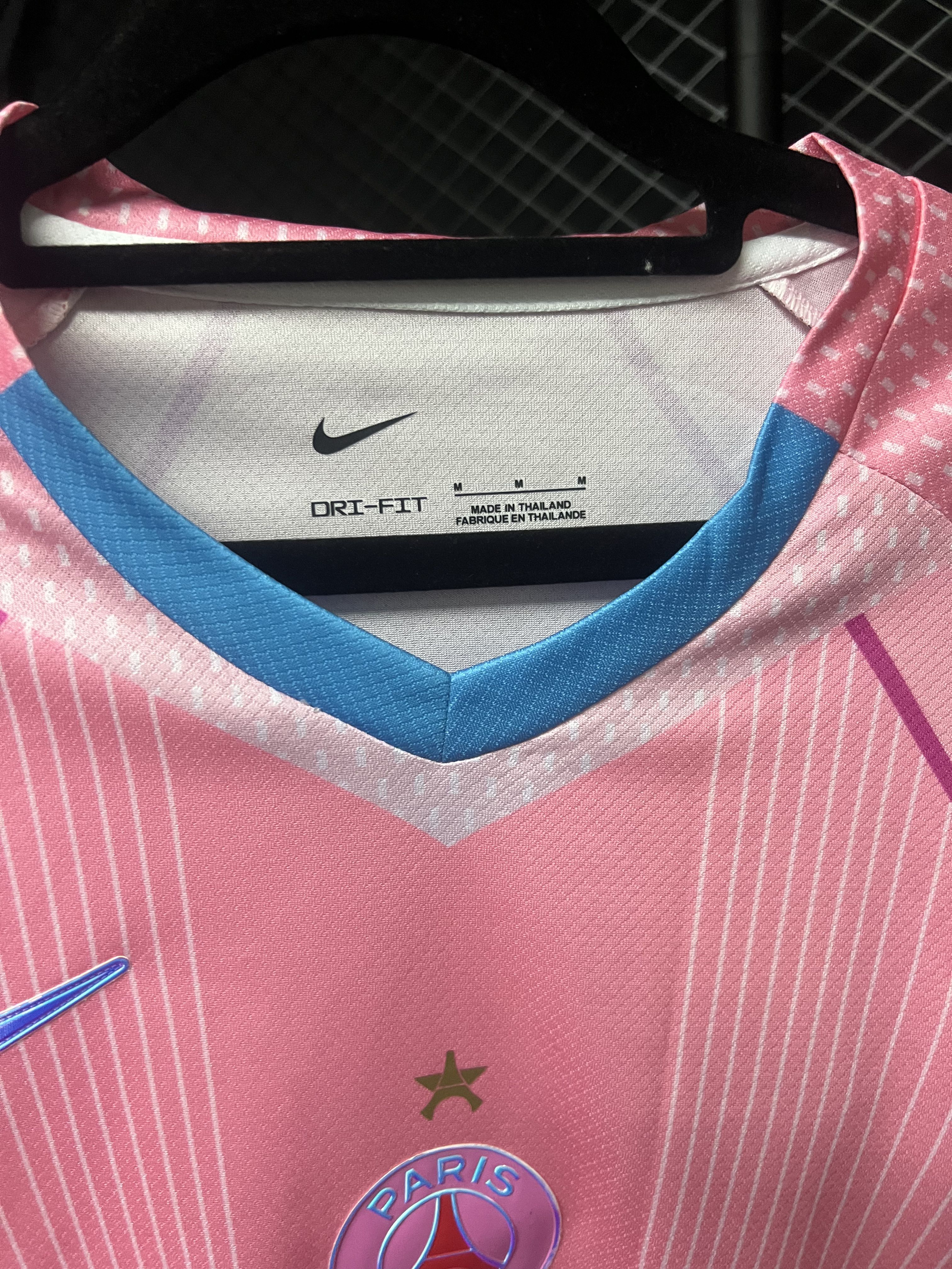 2025/2026 Paris Saint-Germain Special Edition Football Shirt (fans)