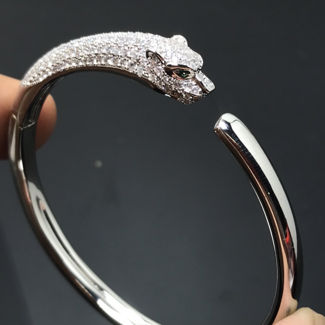 PANTHÈRE DE CARTIER BRACELET