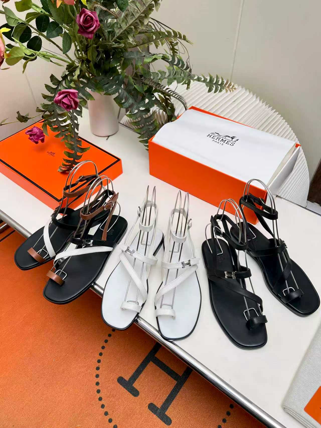 Hermès Thong Sandals