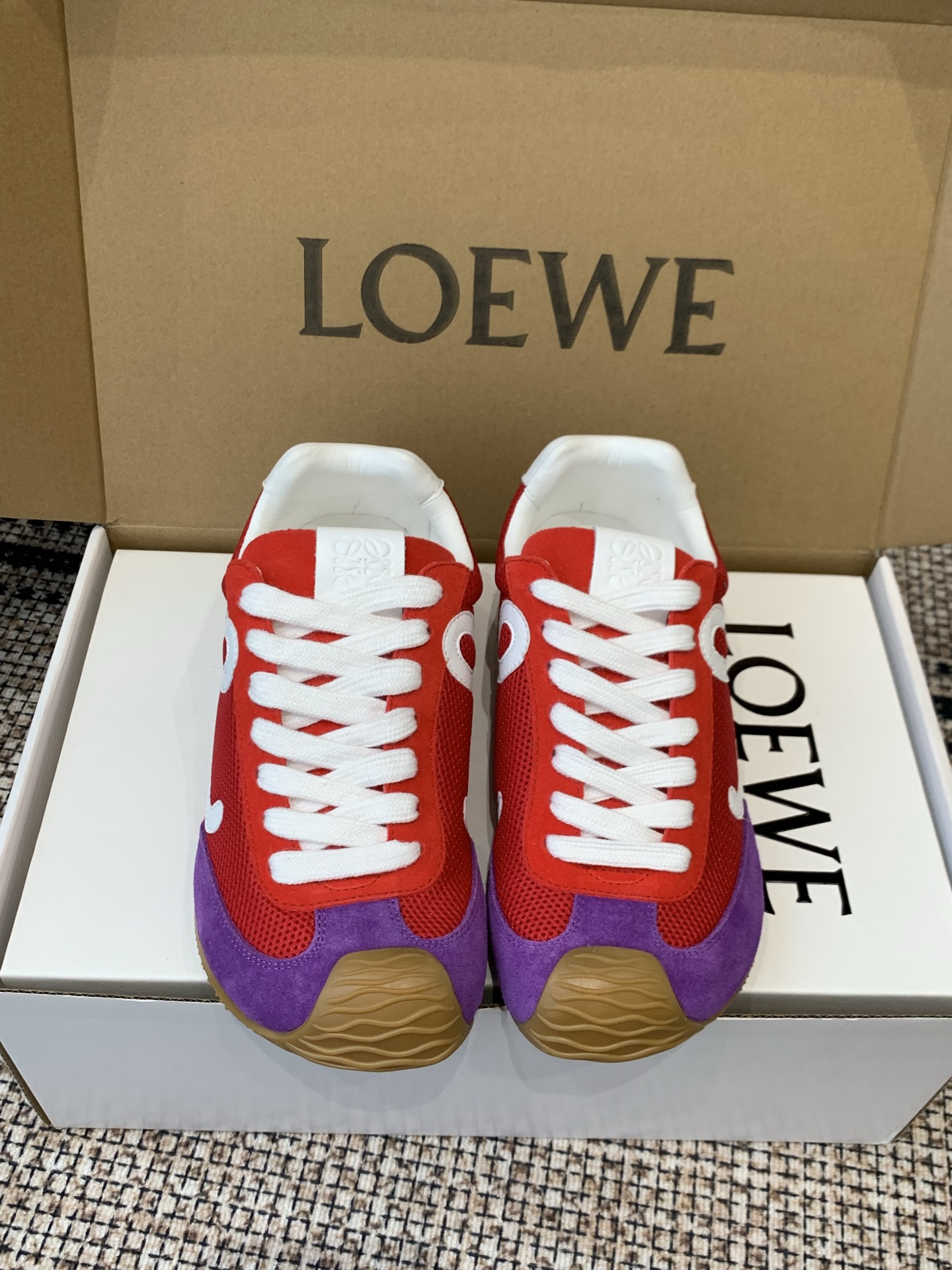 Loewe & Co. 26SS Latest Runway Collection: Ballet Runner Sneakers