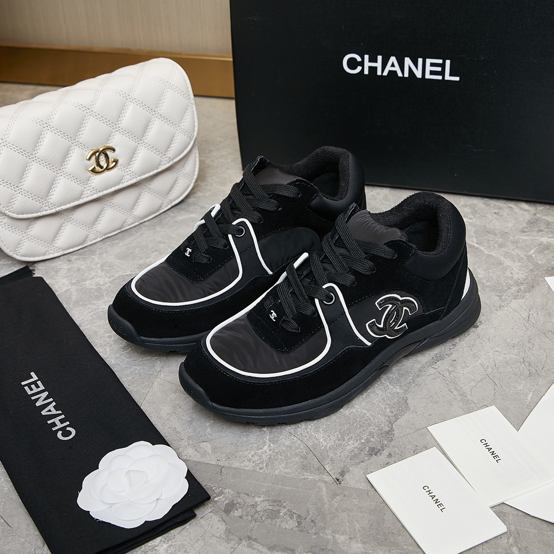 CHANEL - Mesh and Leather Low-Top Casual Shoes Women Black