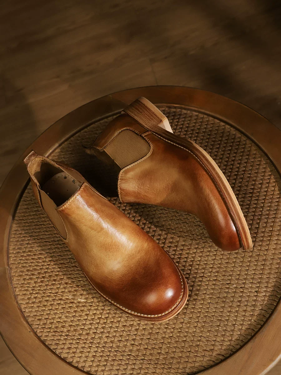 Men's handmade Chelsea casual leather shoes
