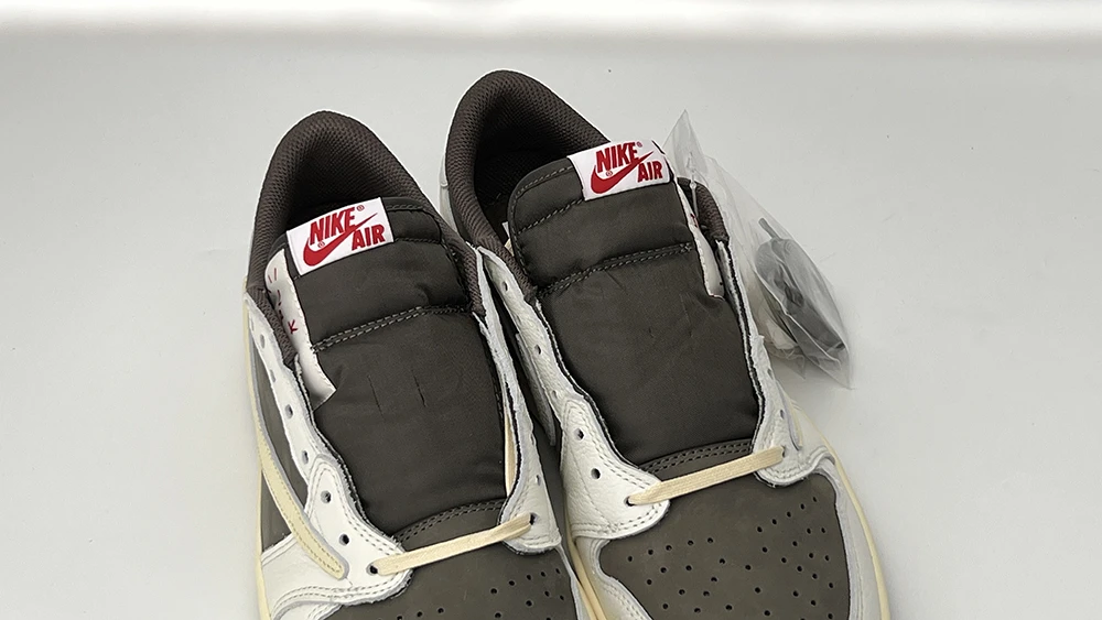 TRAVIS SCOTT X AIR JORDAN 1 LOW “WHITE BROWN” REPLICA