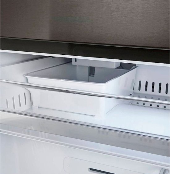 29,5 pies cúbicos. Pie. Refrigerador de 4 puertas con puertas francesas InstaView Door-in-Door y Craft Ice