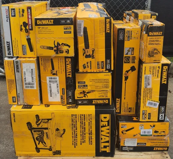 Cliente de Amazon devuelve paletas de herramientas en línea📦
