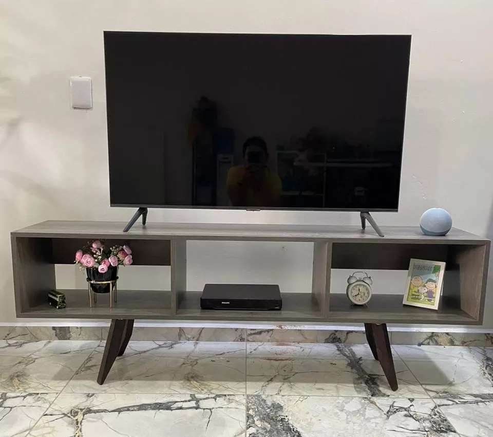 Mueble Para Tv Con Puerta Melamina Moderno Tv 140 Cm Largo