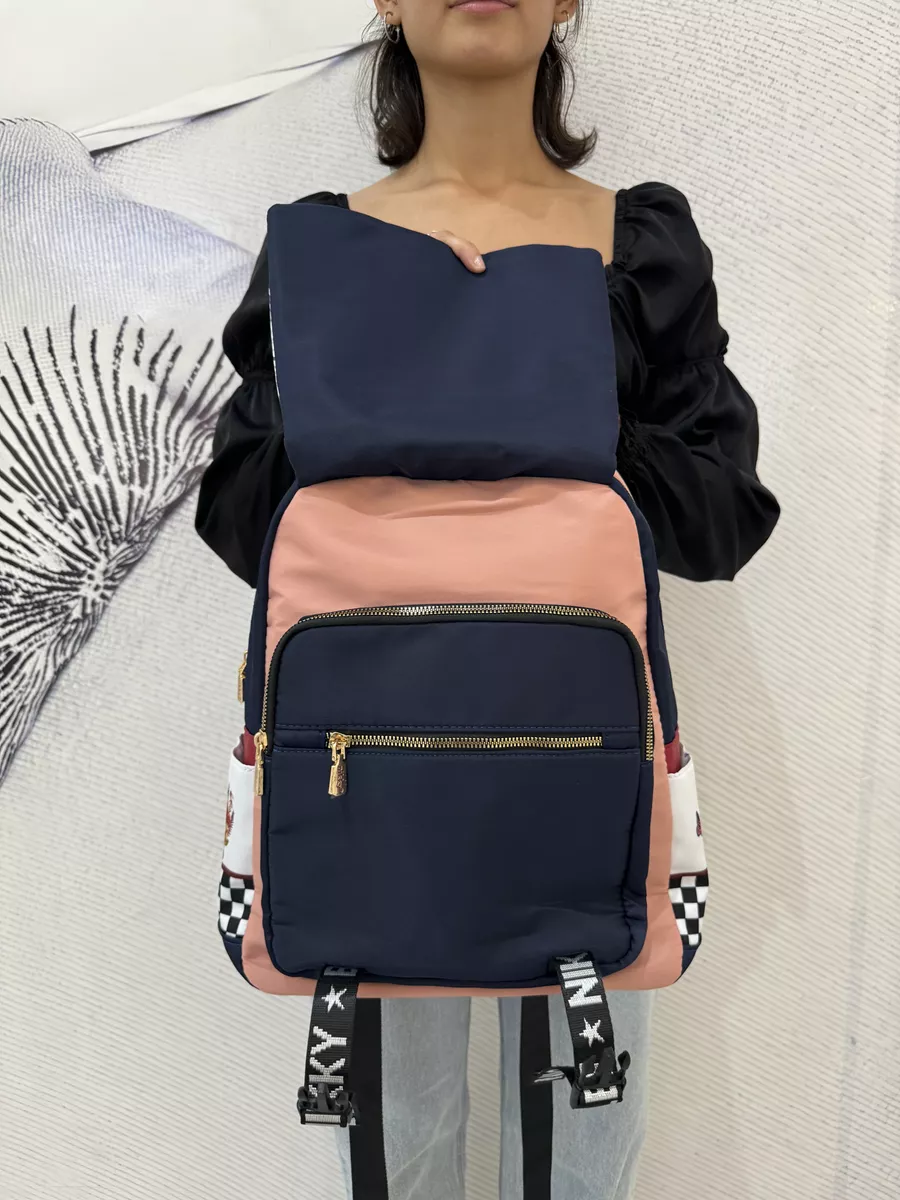 Mochila Grande De Nylon Con Solapa Y Bolsas Laterales Step By Step Nikky By Nicole Lee Ss24