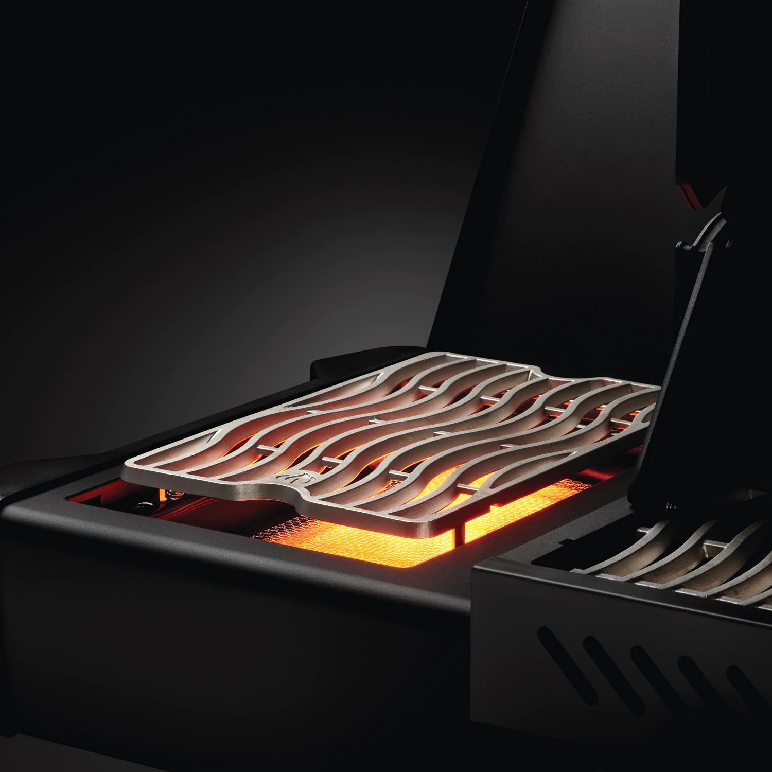 Parrilla de gas propano Napoleon Phantom Prestige 500 con quemador trasero infrarrojo, quemador lateral infrarrojo y kit de asador, negro mate-P500RSIBPMK-3-PHM