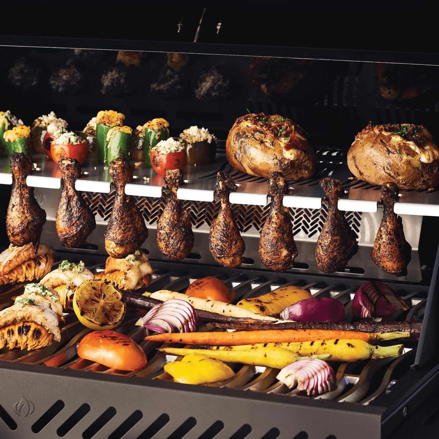 Parrilla de gas propano Napoleon Phantom Prestige 500 con quemador trasero infrarrojo, quemador lateral infrarrojo y kit de asador, negro mate-P500RSIBPMK-3-PHM