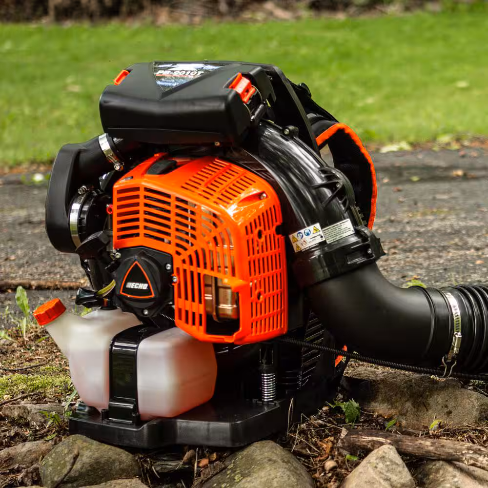ECHO 220 MPH 1110 CFM 79.9 cc Gas 2 tiempos Serie X soplador de mochila con acelerador montado en tubo PB-9010T