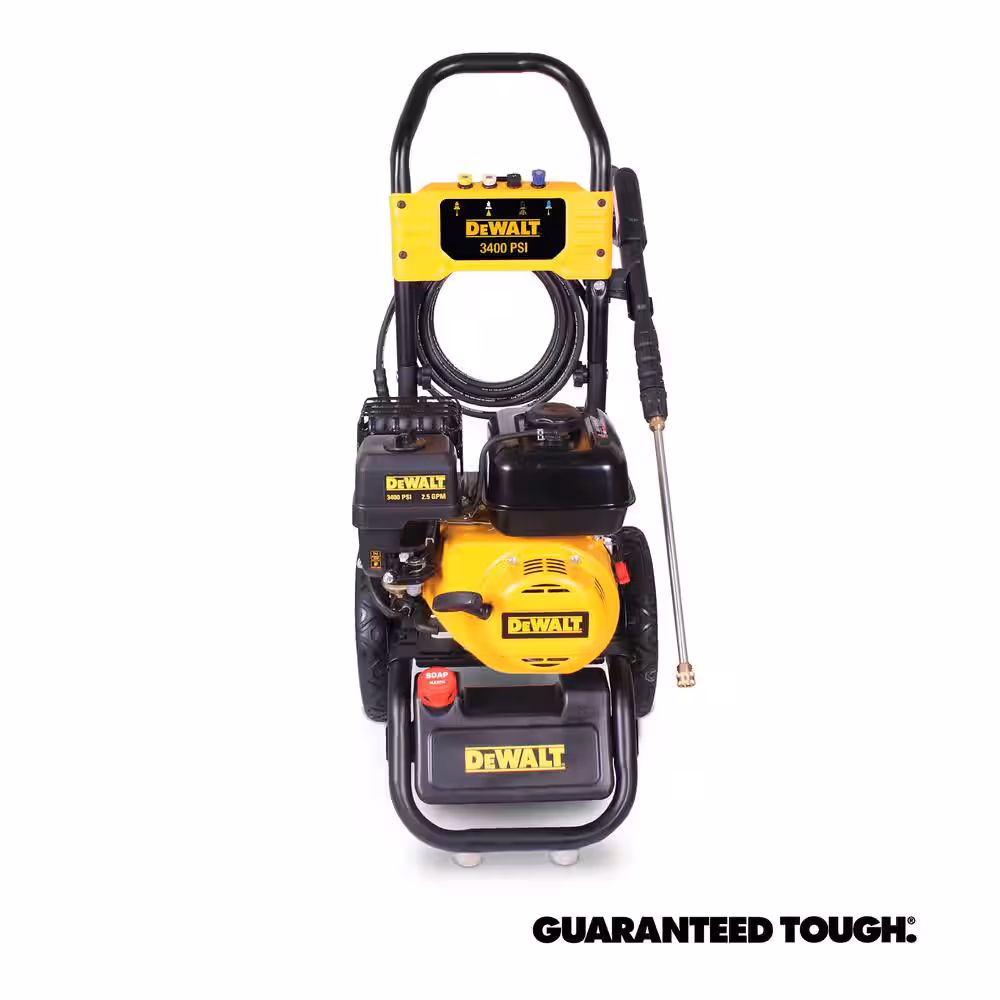 Lavadora a presión de agua fría a gas DEWALT 3400 PSI 2.5 GPM con motor de 208 cc DXPW61372