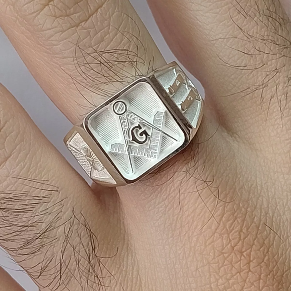Anillo De Los Masones En Plata Ley.925