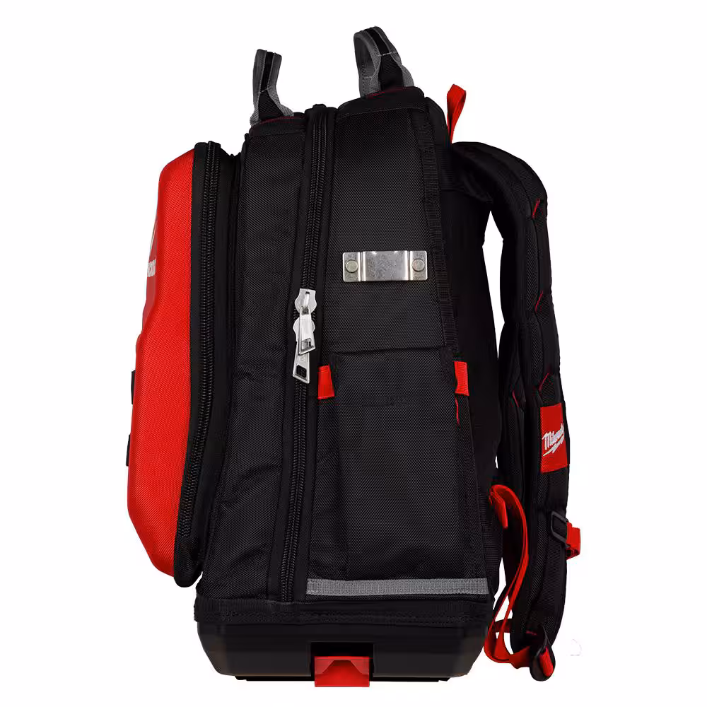 Milwaukee 15 in. PACKOUT Tool mochila 48-22-8301
