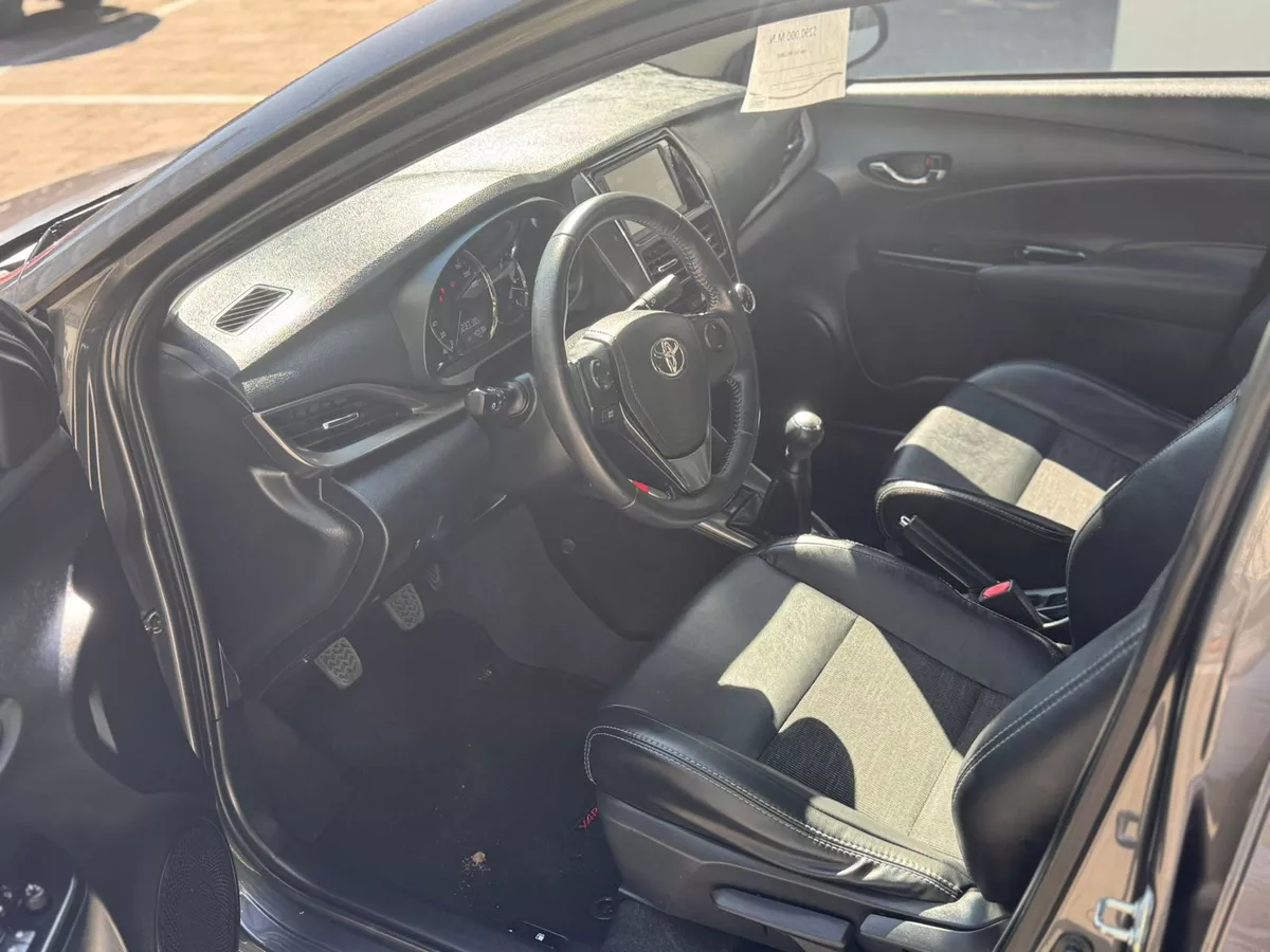 Toyota Yaris 4p Sedán S L4/1.5 Man 2021 | 82,728 km