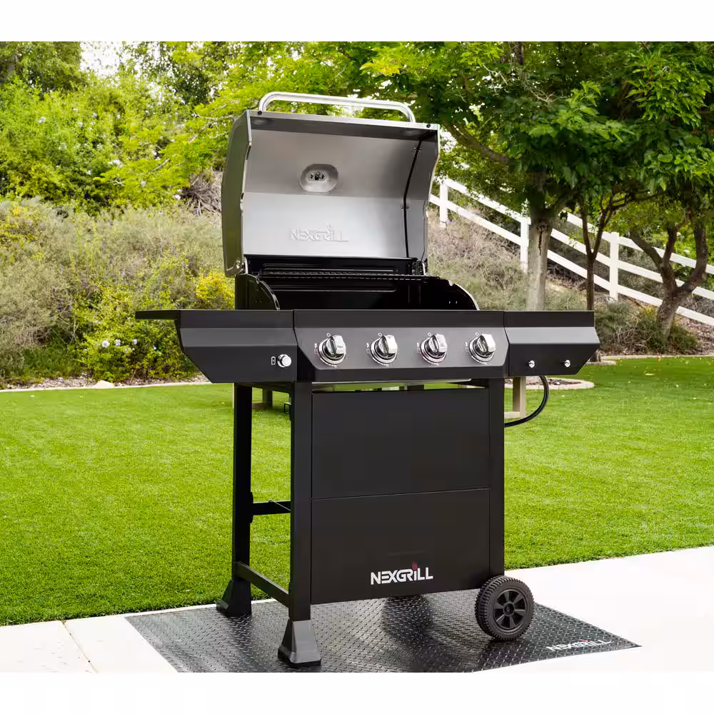Parrilla de gas propano Nexgrill de 4 quemadores en color negro con tapa principal de acero inoxidable 720-0925PG