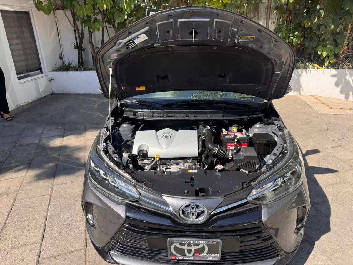 Toyota Yaris 4p Sedán S L4/1.5 Man 2021 | 82,728 km