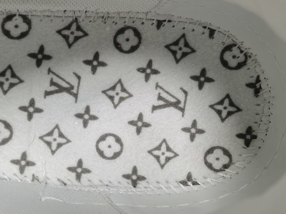 Louis Vuitton Trainer White Black Panda