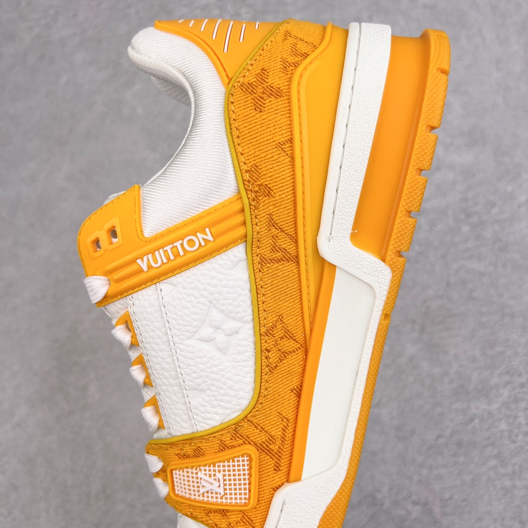 Louis Vuitton Sneakers yellow