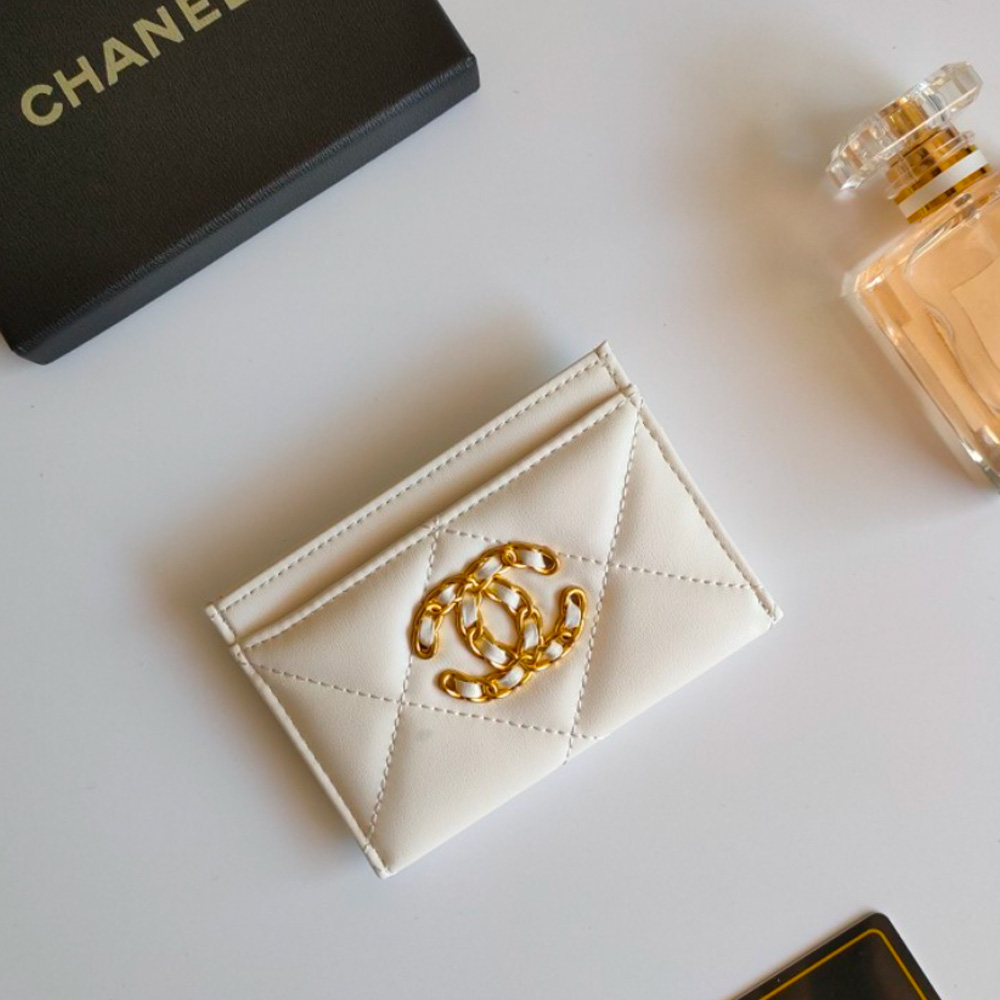 Chanel Sheepskin Card Holder