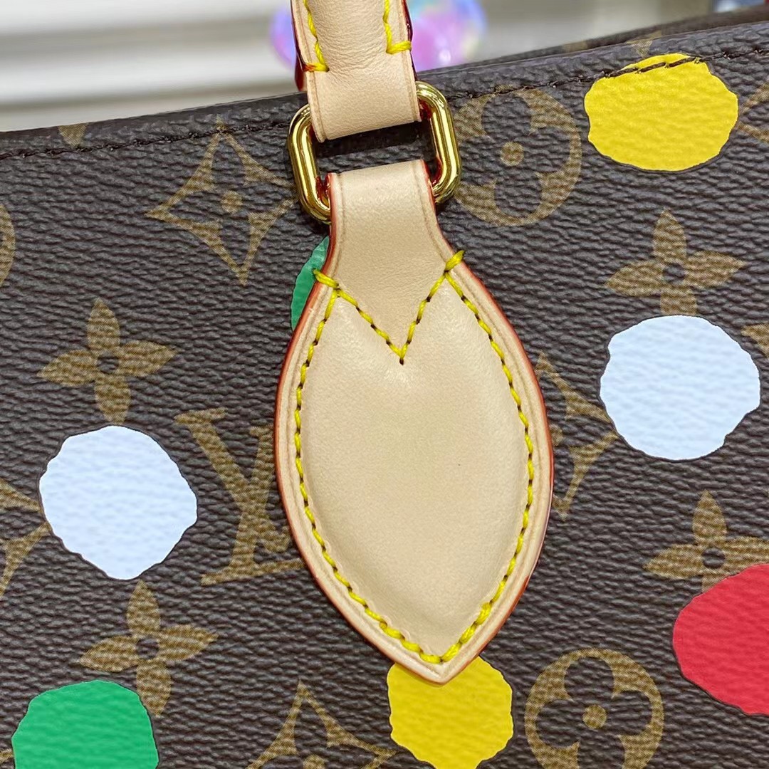 Louis Vuitton YK Onthego MM M46379