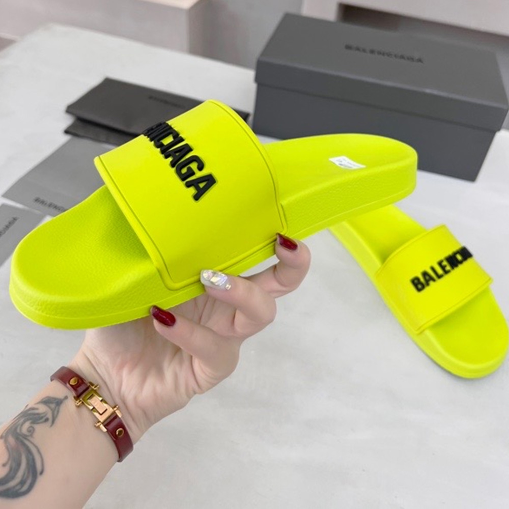 Balenciaga  Fashionable Flat Sandals Slide Sandal
