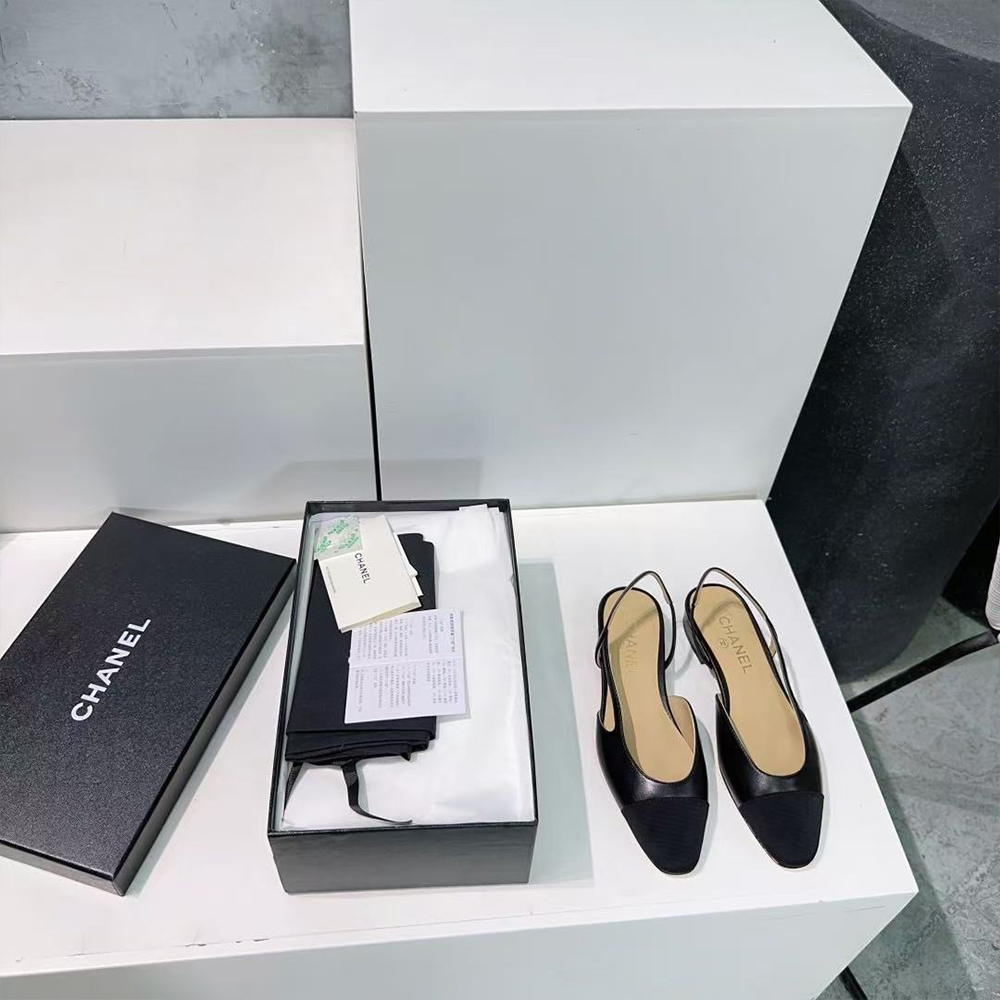 Chanel Slingbacks  Black